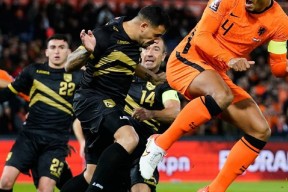 米乐M6易游体育-冰岛足球队在场上表现抢眼，收获掌声和赞誉的简单介绍