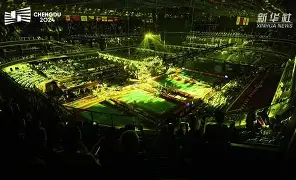 包含斯图加特客场告捷，抢下关键晋级八强之门的词条