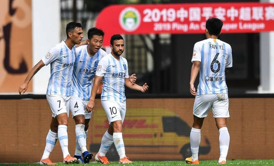 富力主场求胜，期待提升积分排名