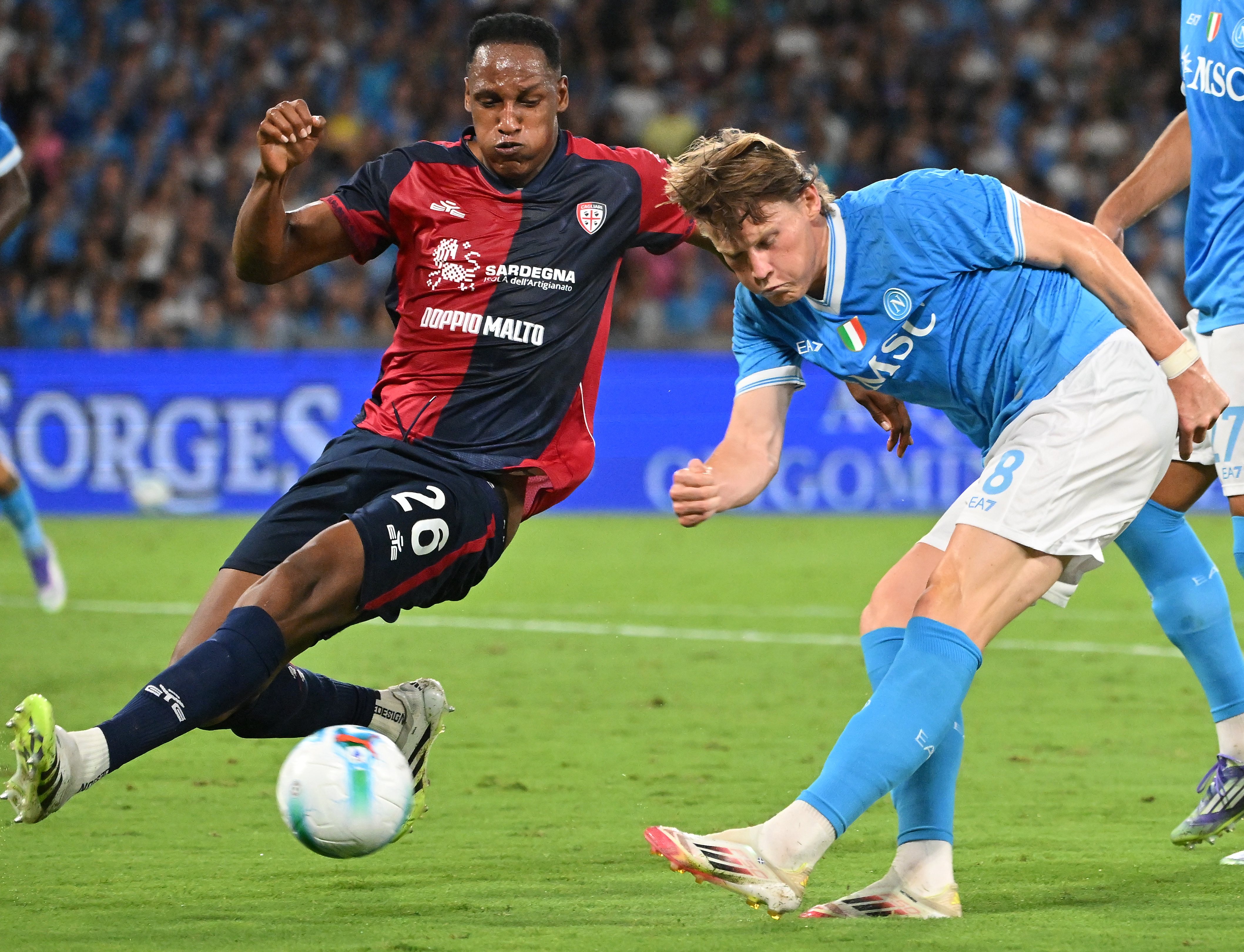 那不勒斯主场大胜,保持意甲争冠希望的简单介绍 那不勒斯主场大胜,保持意甲争冠希望的简单介绍