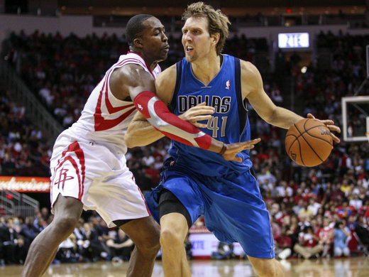 包含猛龙背靠背战胜小牛继续保持不败的词条